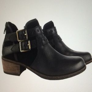 ugg patsy ankle boots